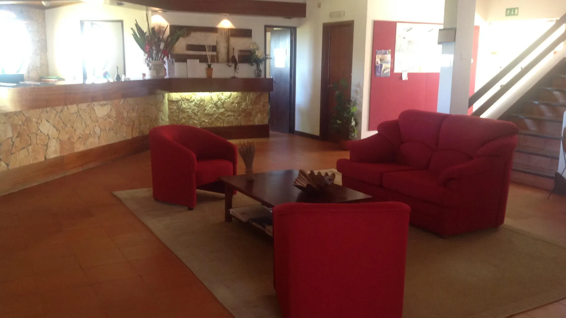 Praia Da Lota Resort - Beachfront Hotel مانتا روتا