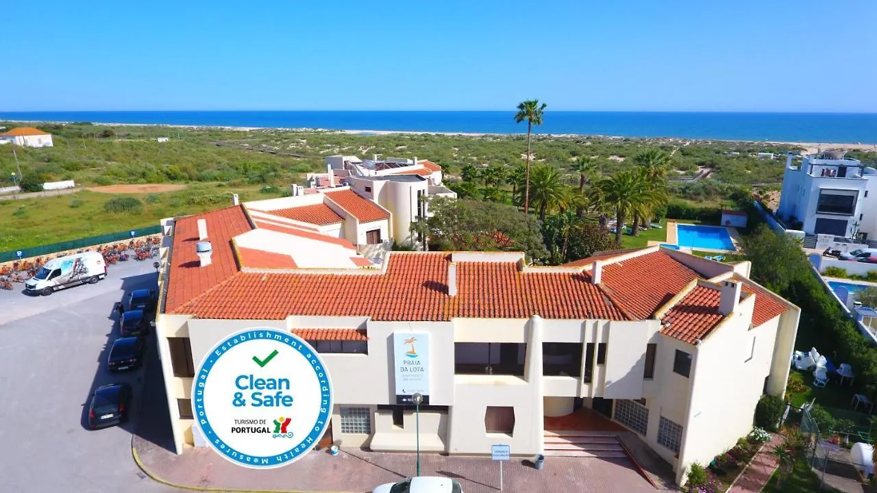 Praia Da Lota Resort - Beachfront Hotel Manta Rota